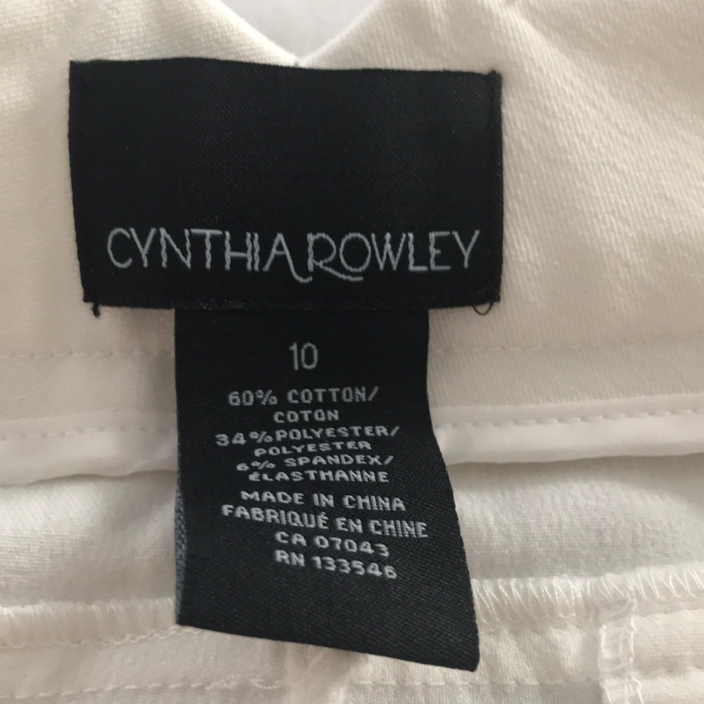 Boot cut winter white  Cynthia Rowley size 10